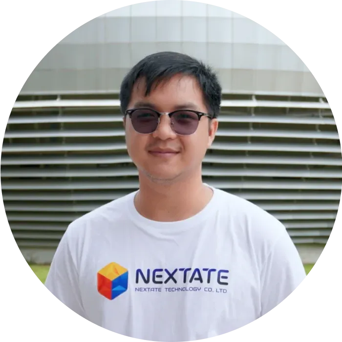 พนธกร ช่างปัด Software Engineer